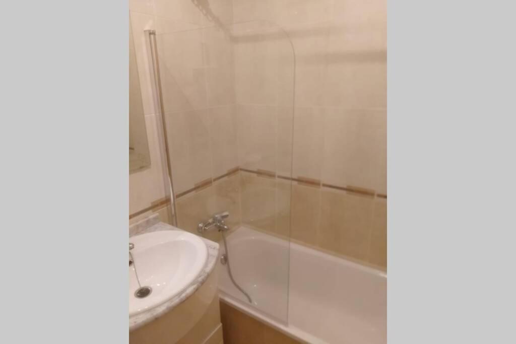 Junto Camino De Santiago,1ª Linea De Playa Apartman Finisterre Kültér fotó